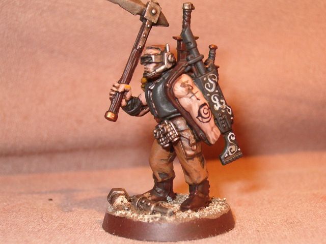 http://i654.photobucket.com/albums/uu263/WBKurgan/Necromunda/HPIM9731.jpg