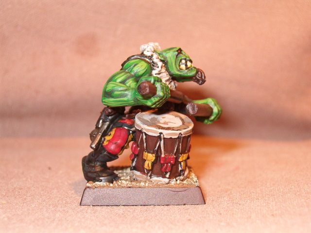 http://i654.photobucket.com/albums/uu263/WBKurgan/Pirate%20Orcs/HPIM9651.jpg