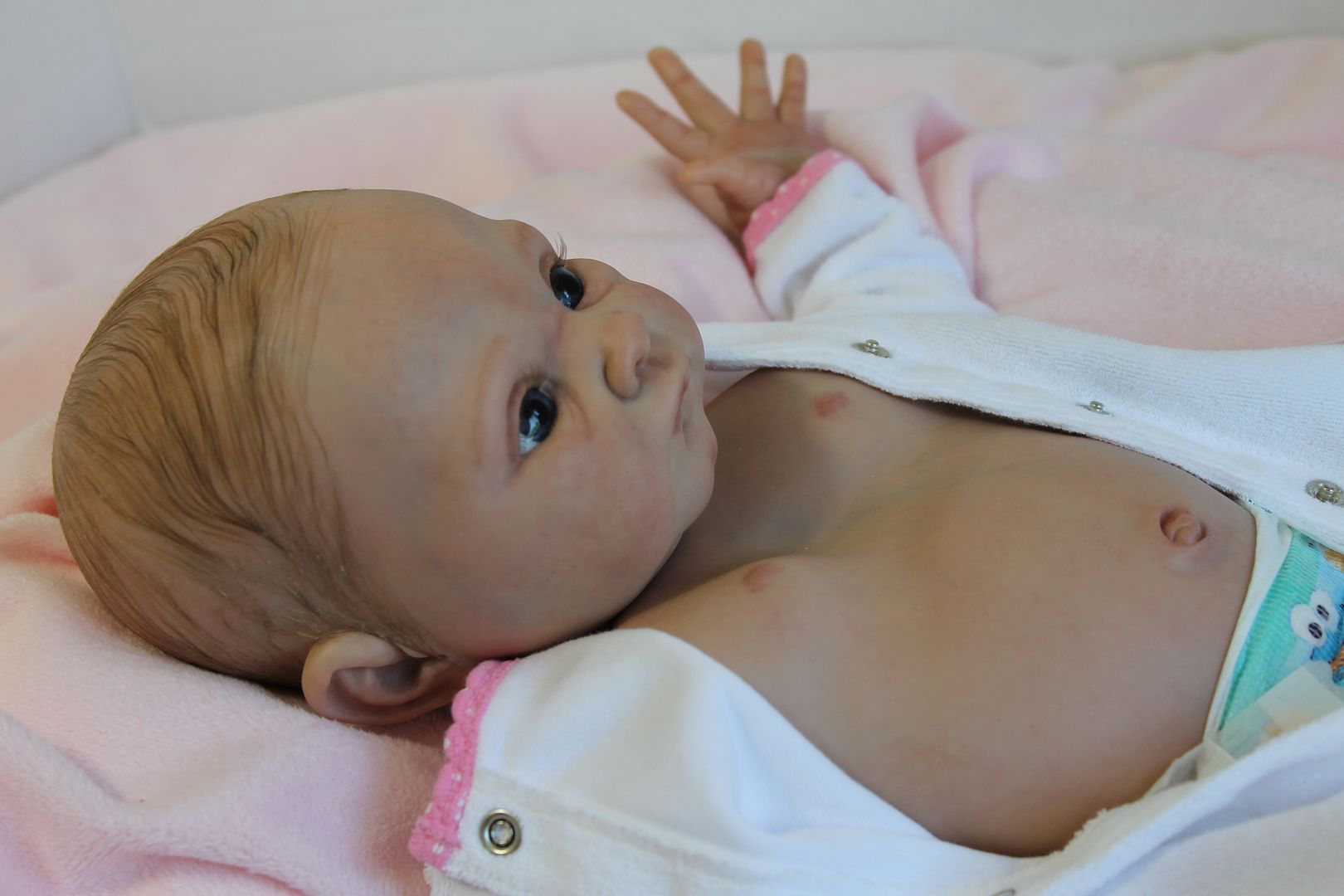 Reborn Baby Girl - Suze sculpt by Adrie Stoete