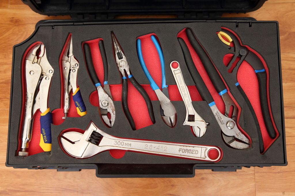 Armstrong GMTK Military General Mechanics Tool Kit Set Pelican 0450 Case SGMTK1 eBay